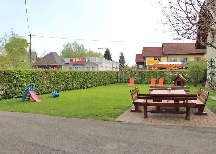 Duregger ベッド・アンド・ブレックファスト 3*